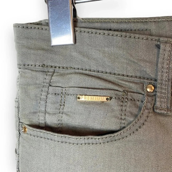 Stradivarius Premium Olive Green Skinny Jeans - Picture 8 of 9